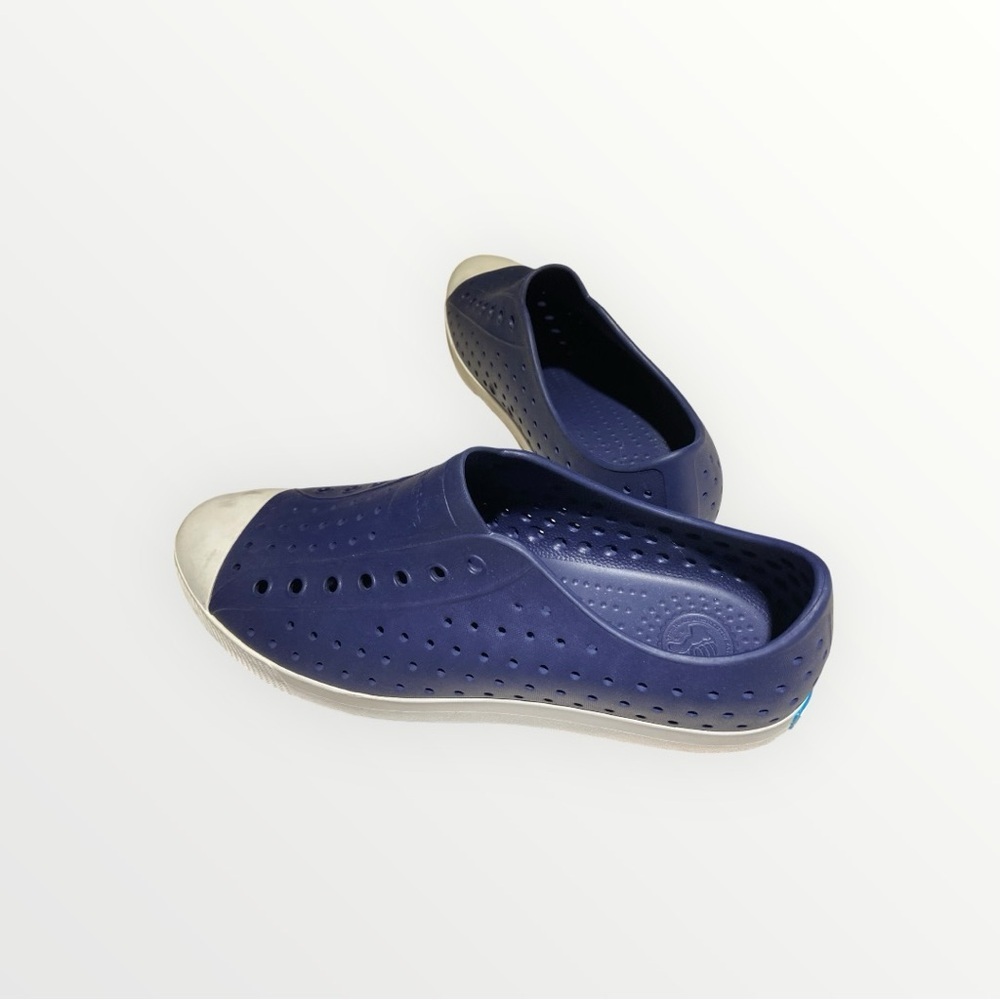 Native Jefferson Purple Perforated Sneakers- M13 - Picture 3 of 7